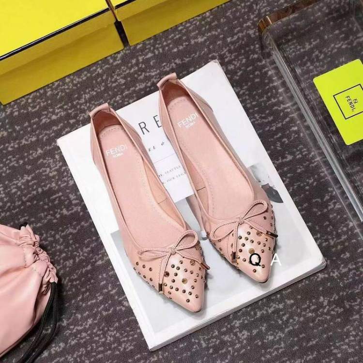 Picture of Fendi Shoes _SKUFendisz35-405CA10014697